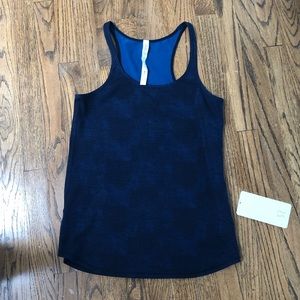 Lululemon Refresh Racer Tank Sz 12 NWT Blue Black